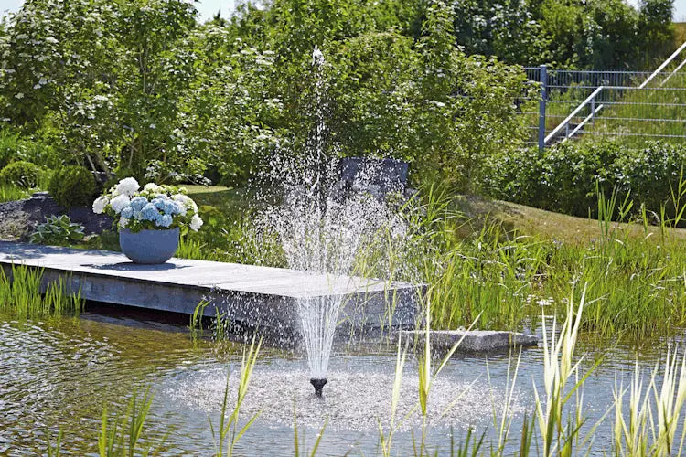OASE Wasserspielpumpen – Bewegung und Eleganz für deinen Teich - Japankoi.net