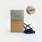 Umhängetasche für Xiaomi Redmi Note 13 Pro | aus Filz und Bio-Baumwolle | hellgrau - bloom | Modell KEDJA