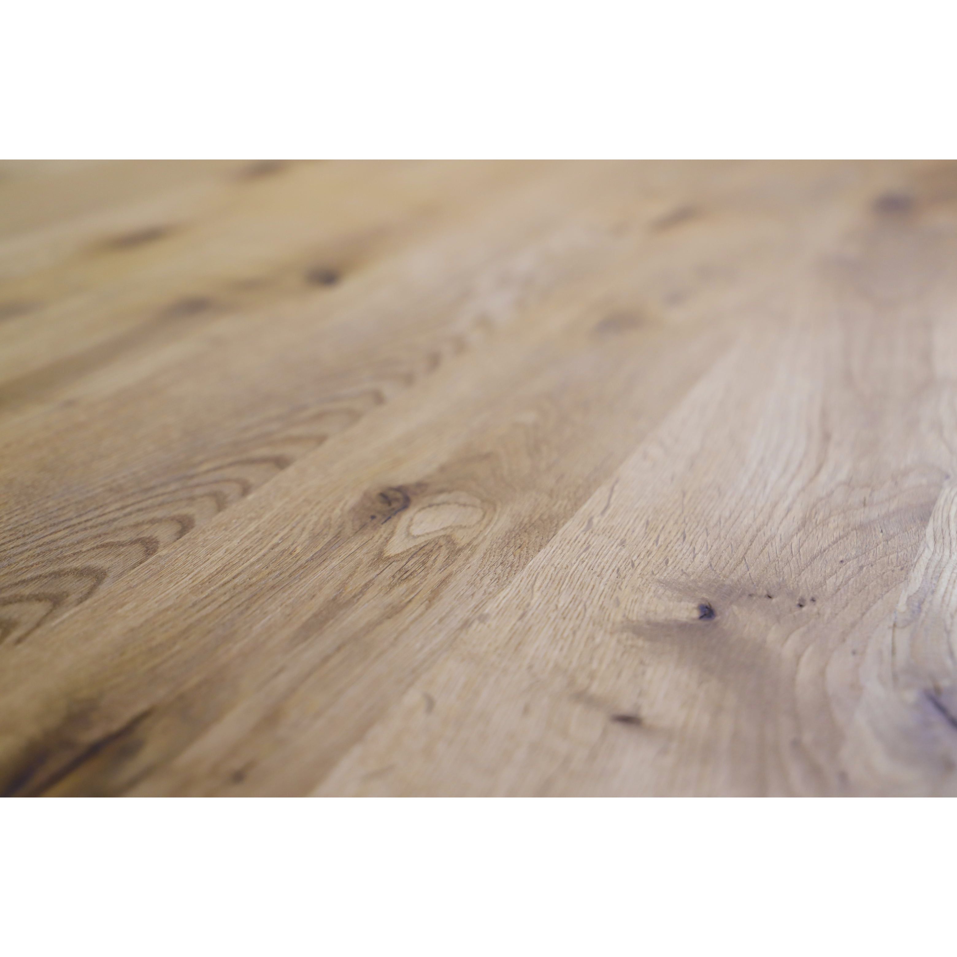 Esstisch Emil Oval Mit Schweizer Kante Und Spider Gestell Aus Wildeiche Massiv Natur Geölt 200 Bis 220 Cm