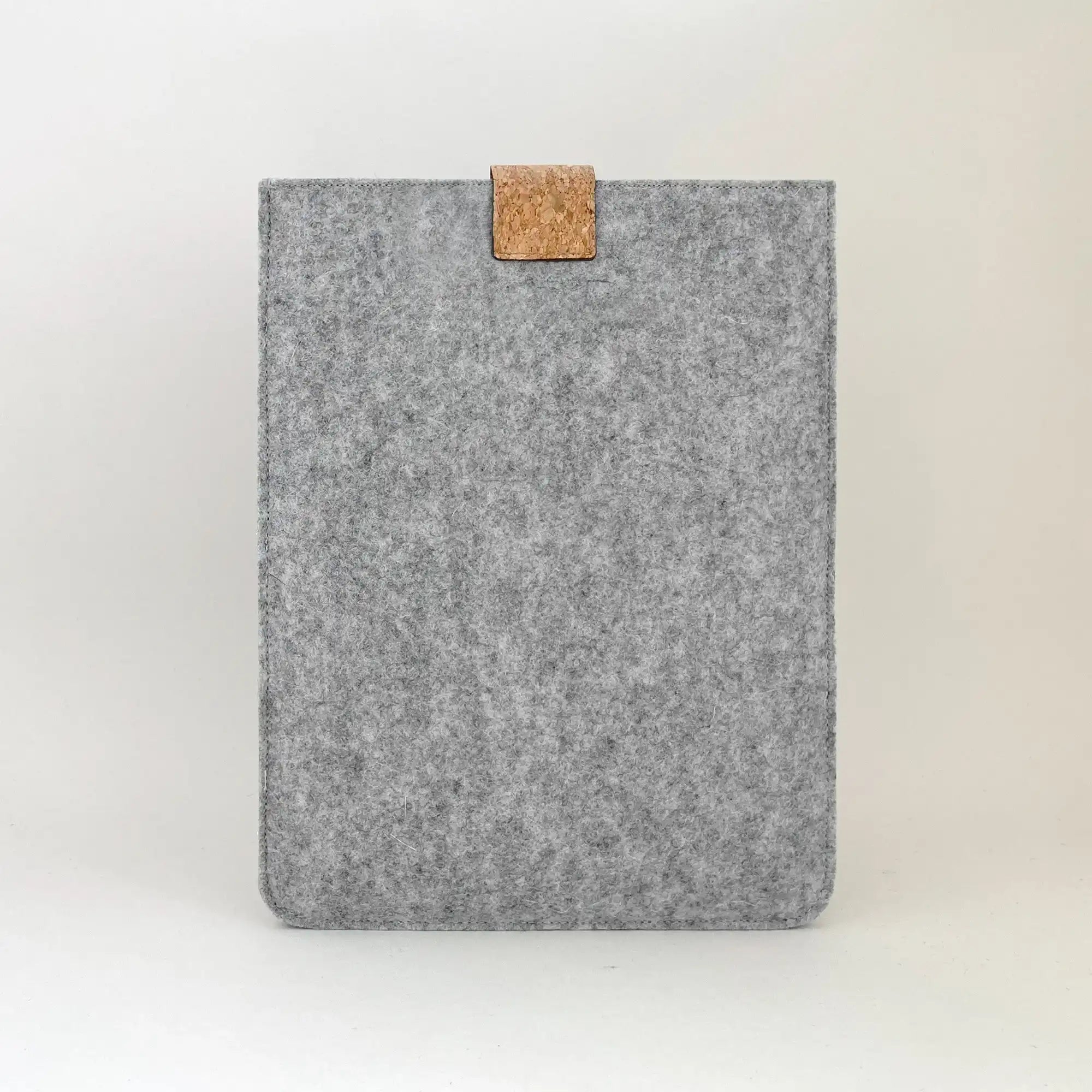 Hülle für Dynabook Protege | mit Magnetverschluss und extra Fach  | hellgrau - Shapes | Modell "HAKA"