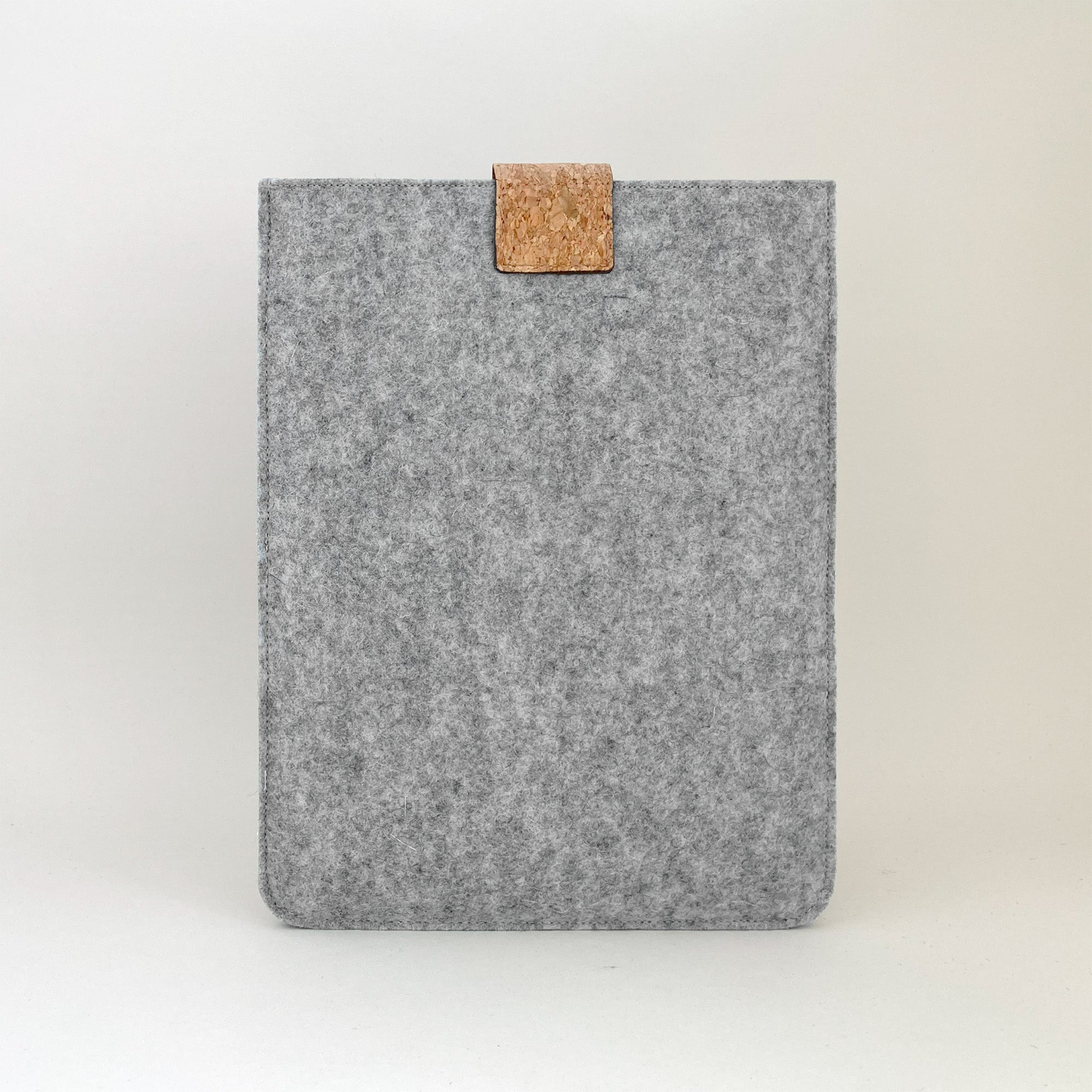 Tablet Hülle nach Maß | mit Magnetverschluss und extra Fach | hellgrau - Colorful | Modell "HAKA"