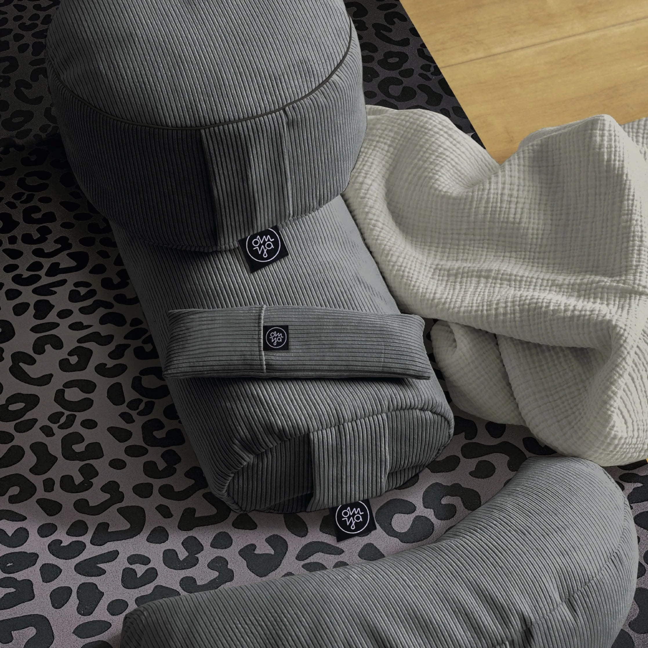 Design Yoga Bolster Granit Cord Langes Yoga Kissen Für Anspruchsvolle Posen Und Mehr Komfort In Der Praxis