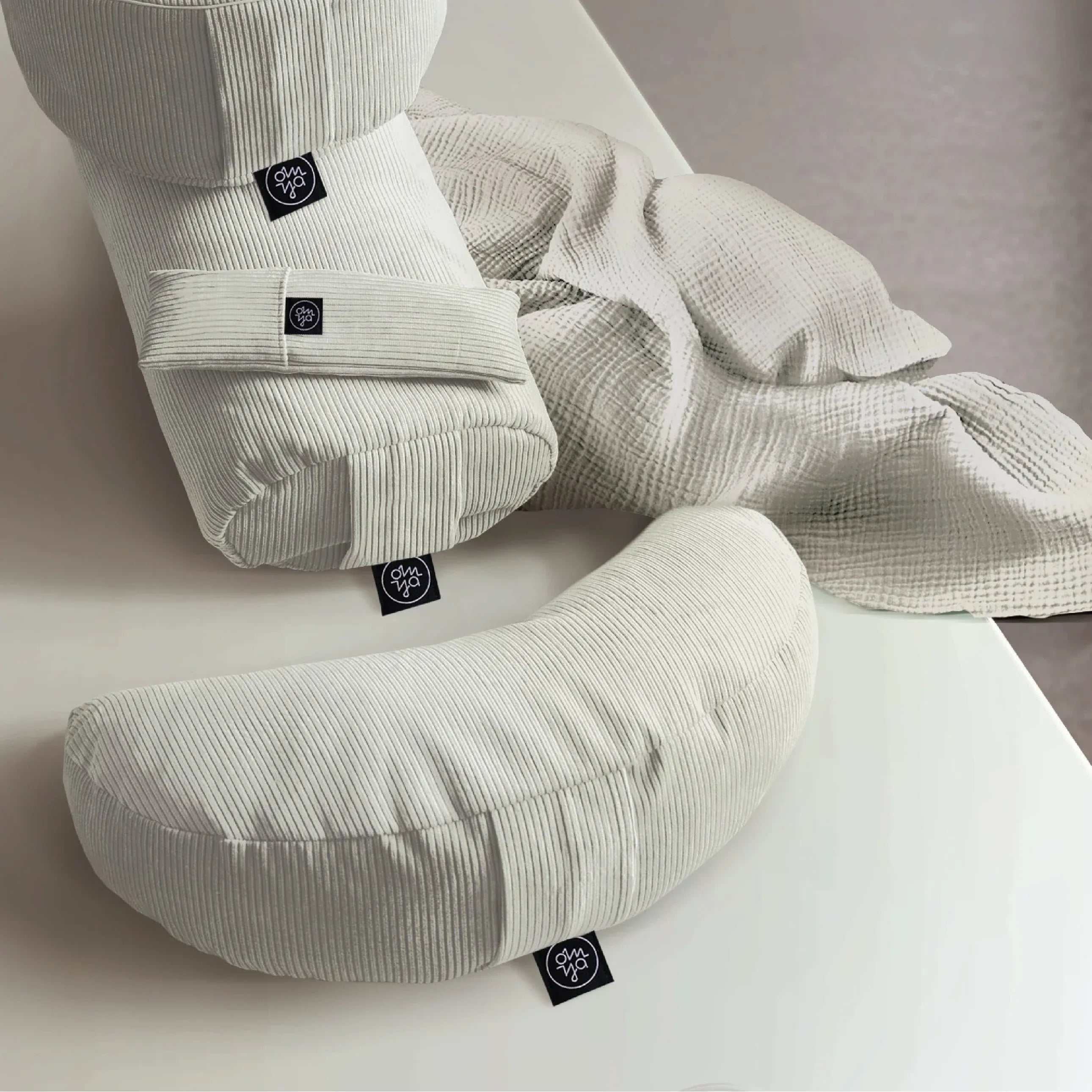 Shavasana Decke Pearl Musselin Von OM YA Design Für Entspannungsphase Und Beruhigende Yoga Atmosphäre