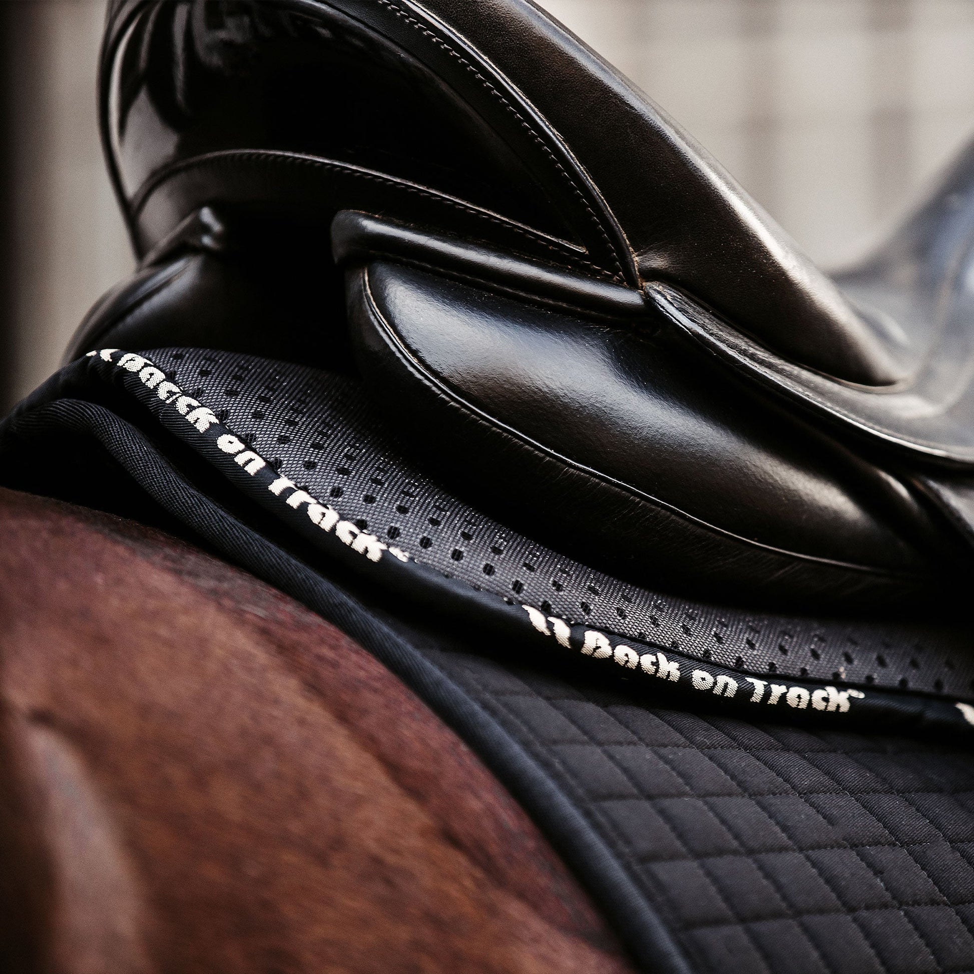 "Aurora" Impact Half Pad