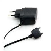 SYSTEM-S Ladekabel 220 Volt Netzteil für SonyEricsson Mobile