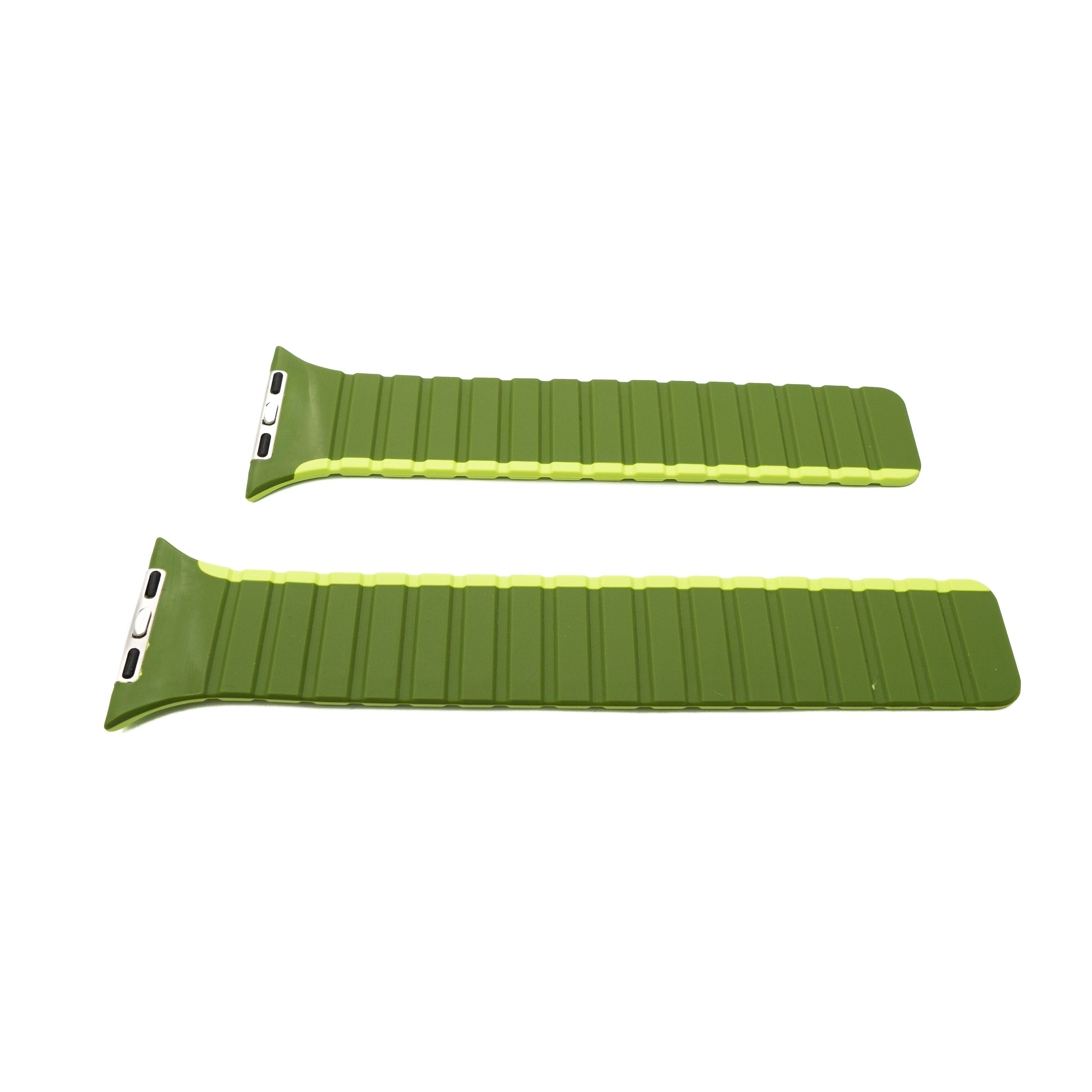 SYSTEM-S Armband 42 44 45 49 mm aus Silikon flexibel magnetisch für Apple Watch Smartwatch Grün Hellgrün