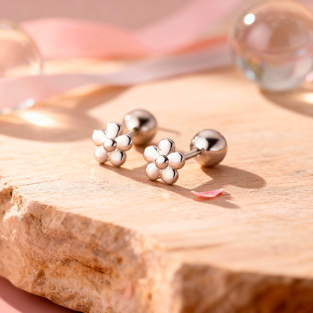 Ohrstecker aus 925er Sterling-Silber, Mini-Blümchen