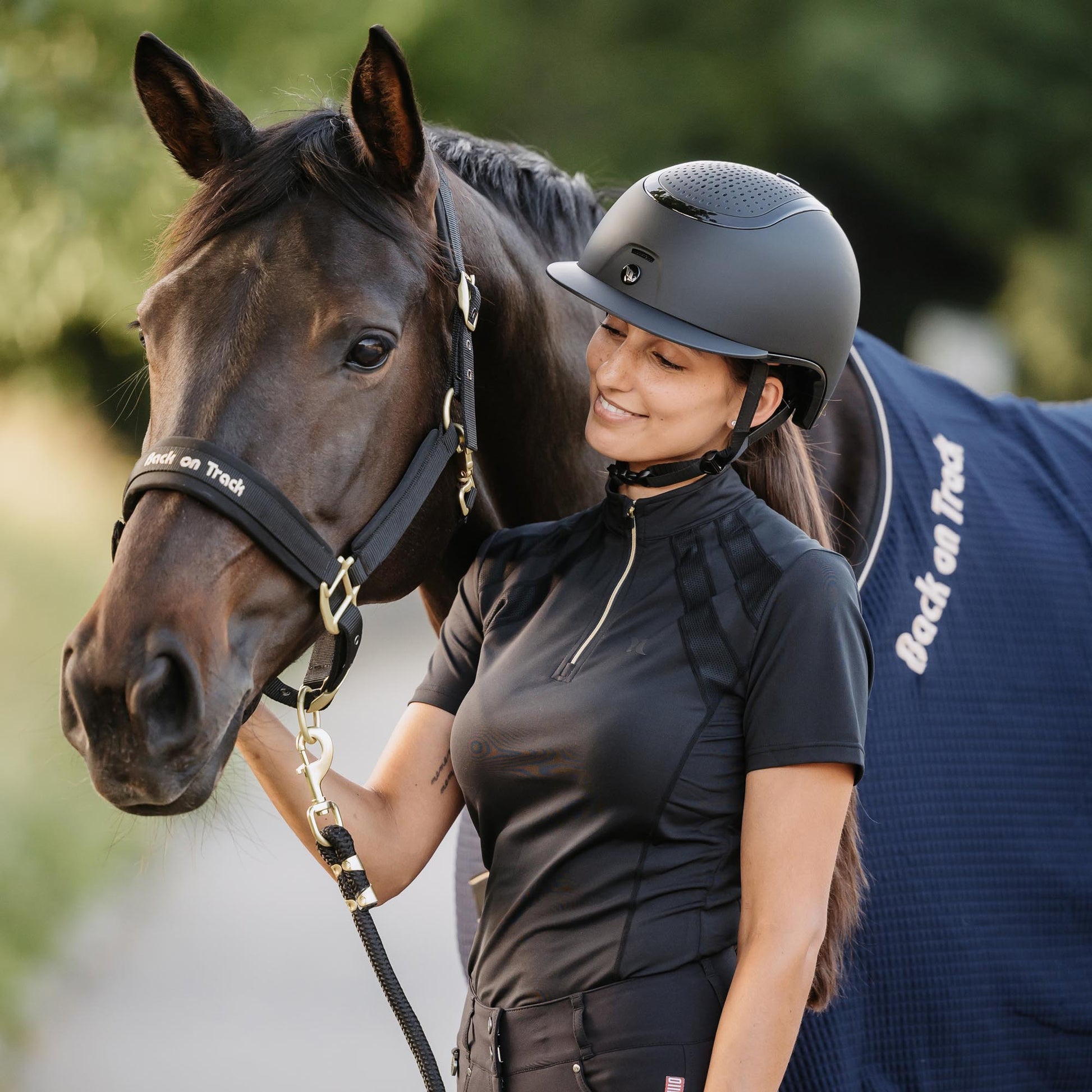 Back on Track Strixx Reithelm - M/G