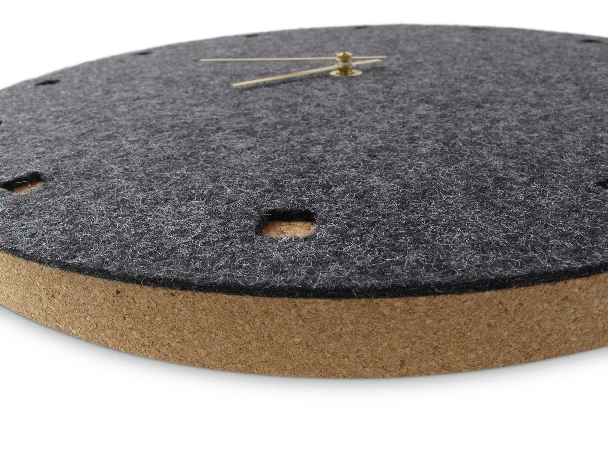 Wanduhr aus Filz und Kork 30 cm | anthrazit - gold | Design: Esbjerg