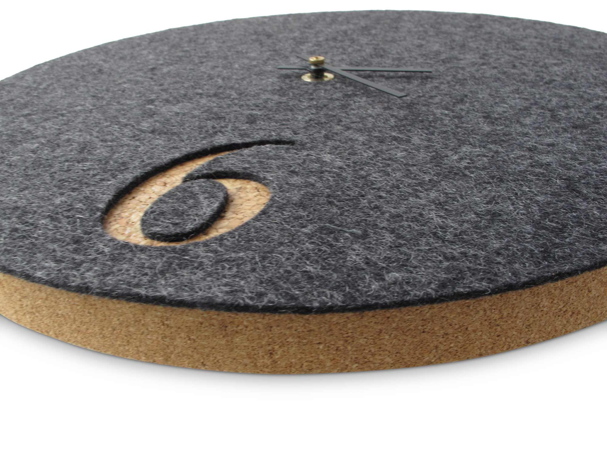 Wanduhr aus Filz und Kork 30 cm | anthrazit - schwarz | Design: Aarhus