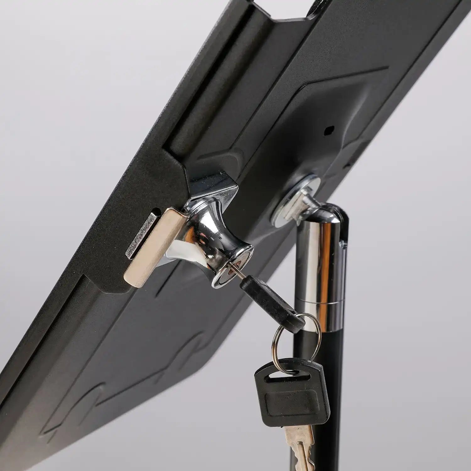 System S Stangenhalterung Mit Schloss Befestigung Aus Metall Schwarz Für iPad Pro 10,5 Zoll