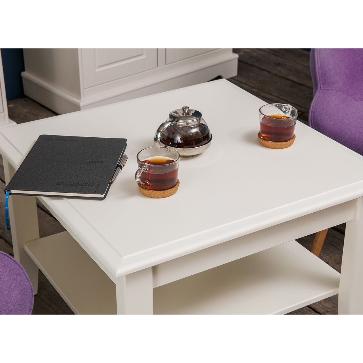 Bologna Elegante Massivholz Kiefer kleiner Couchtisch | Farbe Weiß