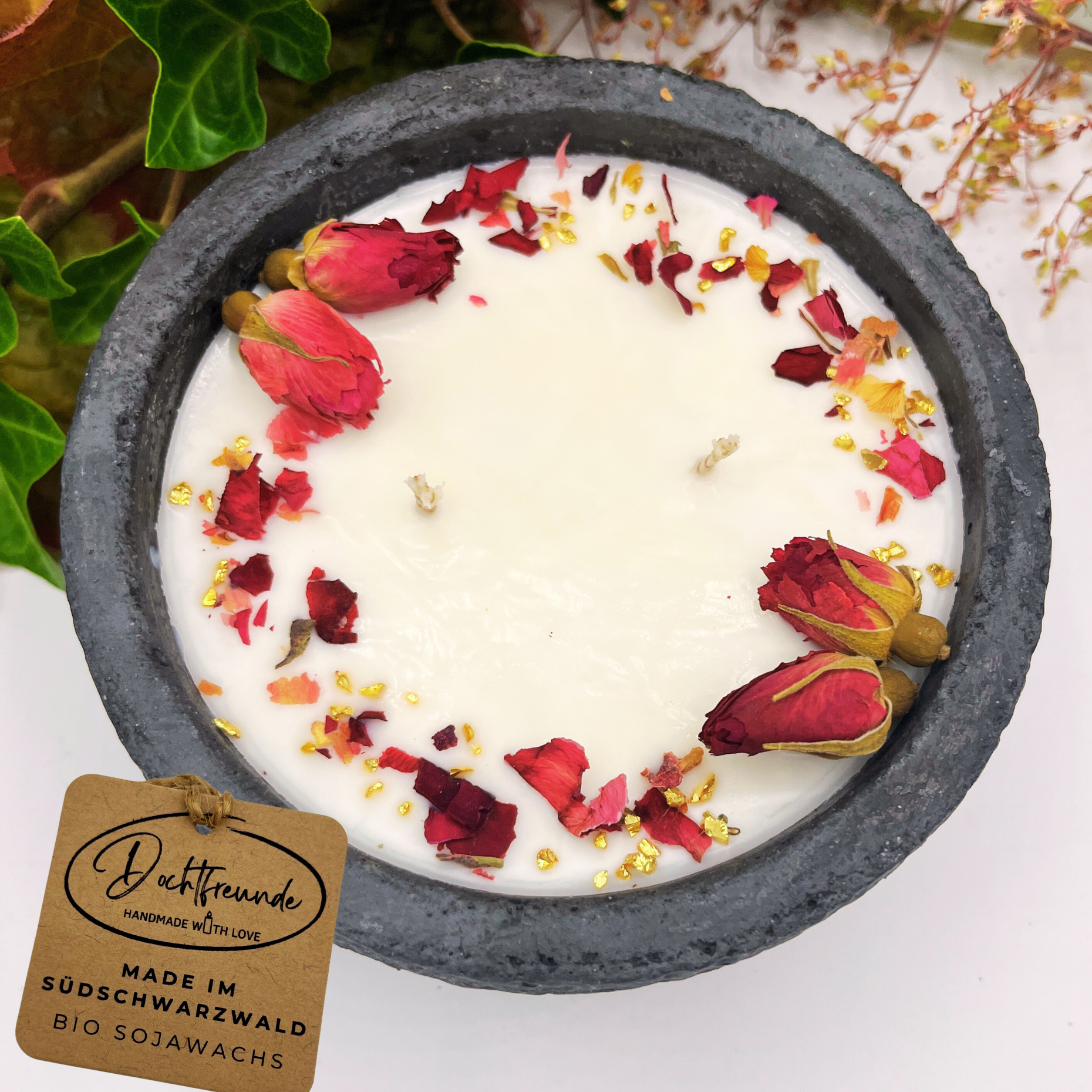 Handgemachte Betonkerze Black Roses Aromakerze Mit Blüten Und Sojawachse Vanille