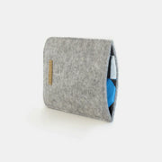 Handytasche für Google Pixel 8 Pro | aus Filz und Bio-Baumwolle | hellgrau - shapes | Modell "LET"