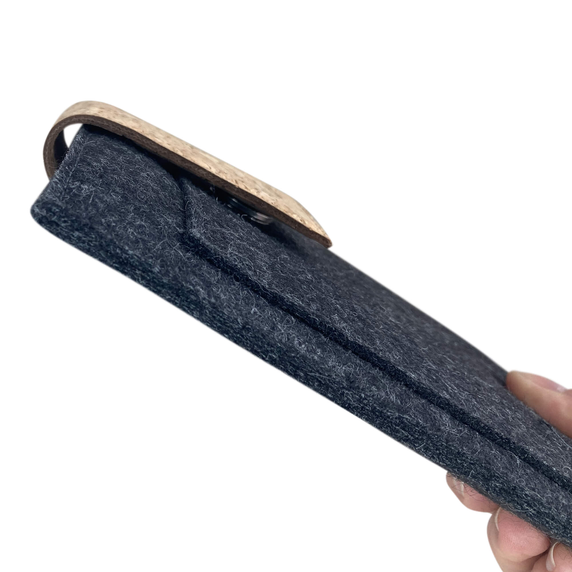 Hülle für PocketBook Era | mit Magnetverschluss und extra Fach | anthrazit - Stripes | Modell "HAKA"