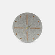 Wanduhr aus Filz und Kork 30 cm | hellgrau - gold | Design: Odense