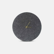 Wanduhr aus Filz und Kork 30 cm | anthrazit - gold | Design: Aalborg