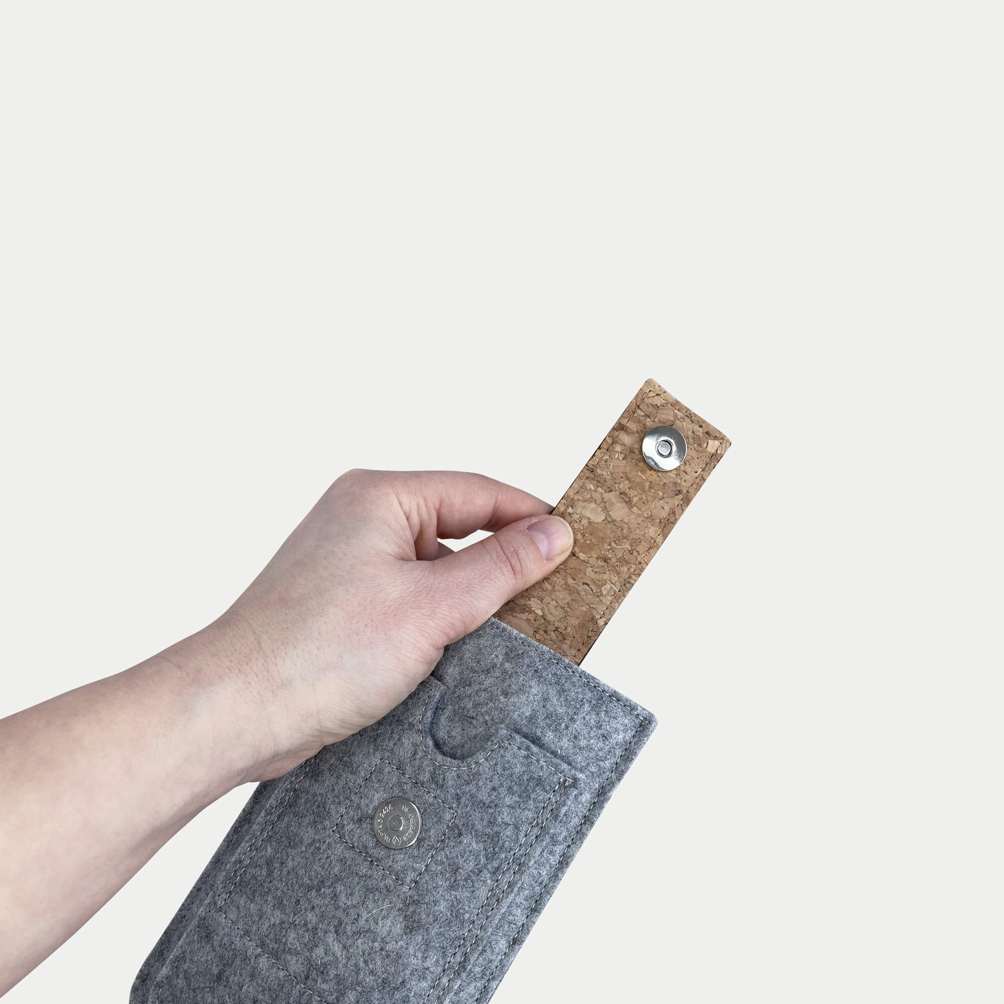 Handytasche für Xiaomi 15 Ultra | mit Magnetverschluss und extra Fach | hellgrau - Bloom | Modell HAKA