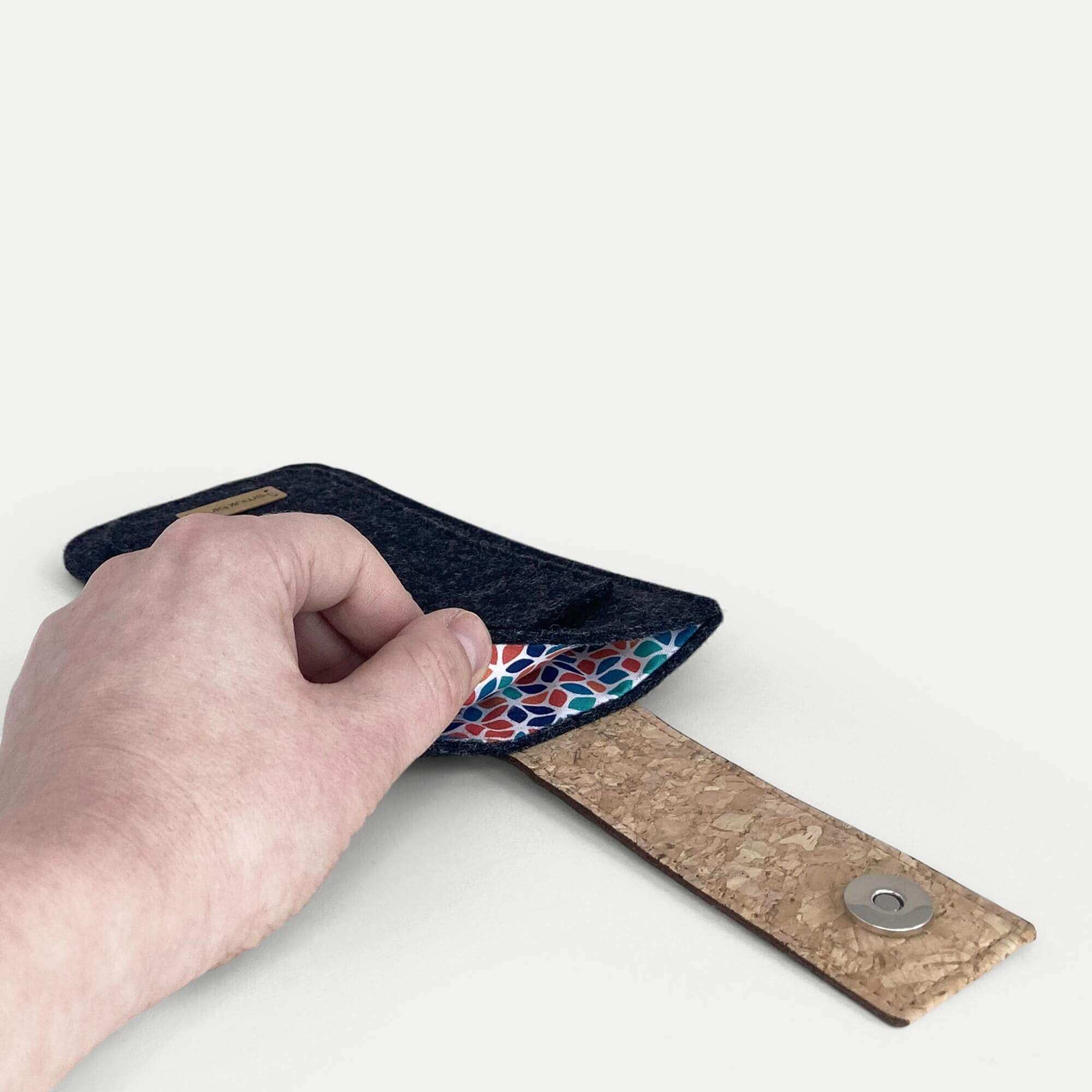 Handytasche für Samsung Galaxy S21 | mit Magnetverschluss und extra Fach | anthrazit - Colorful | Modell HAKA