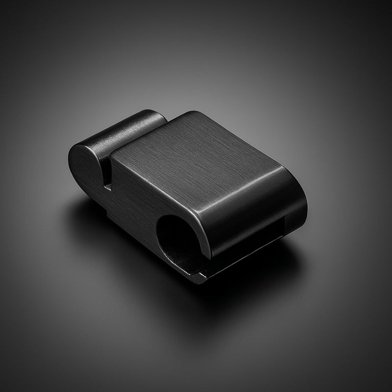 Schwarzes Lederarmband Mit Edelstahl Akzenten Gravierbar Unisex Inklusive Luxus Etui Größen 19 21 23 Cm