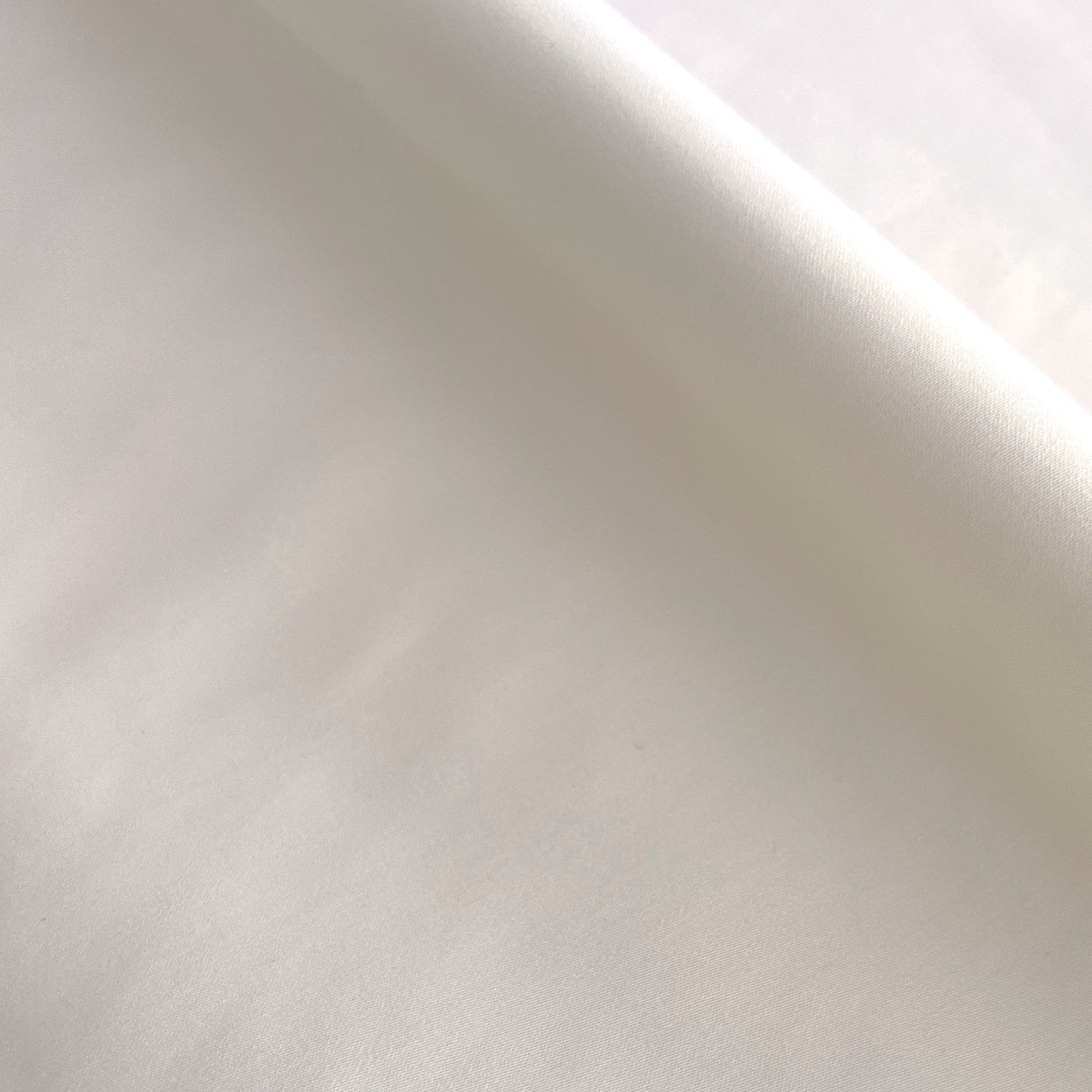 Drapeur Charm Kollektion Ägyptische Baumwolle Fließsatin Deckenbezug 600 Fadendichte Seidiger Glanz