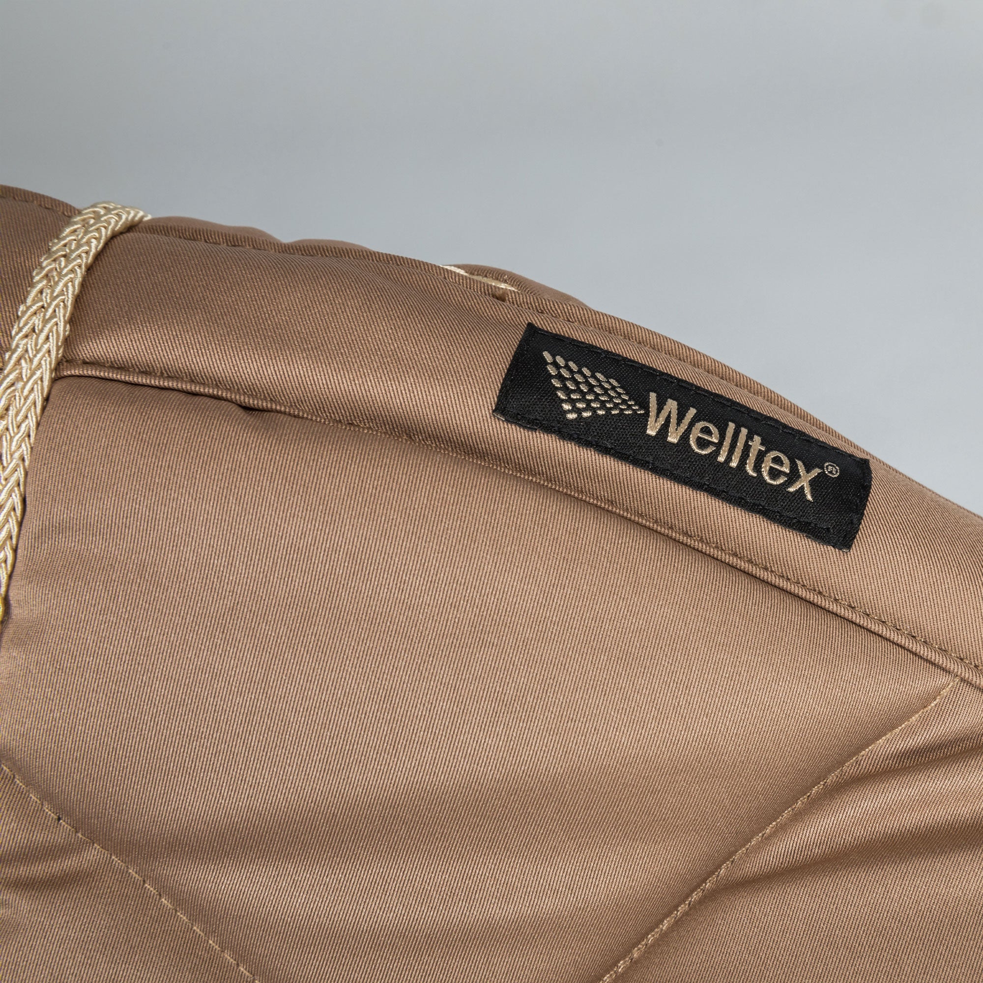 "Nights Collection" Schabracke Springen Nougat