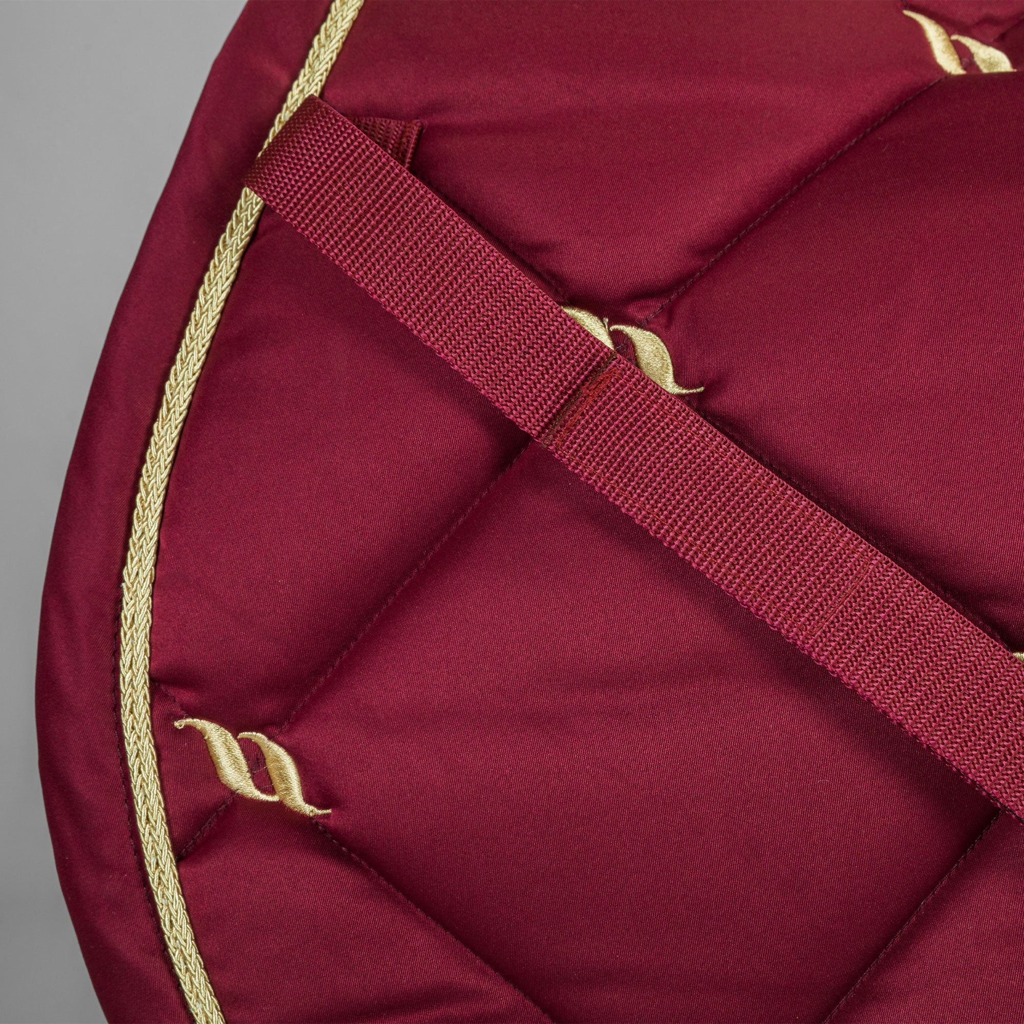 "Nights Collection" Schabracke Springen Dunkelrot - Full