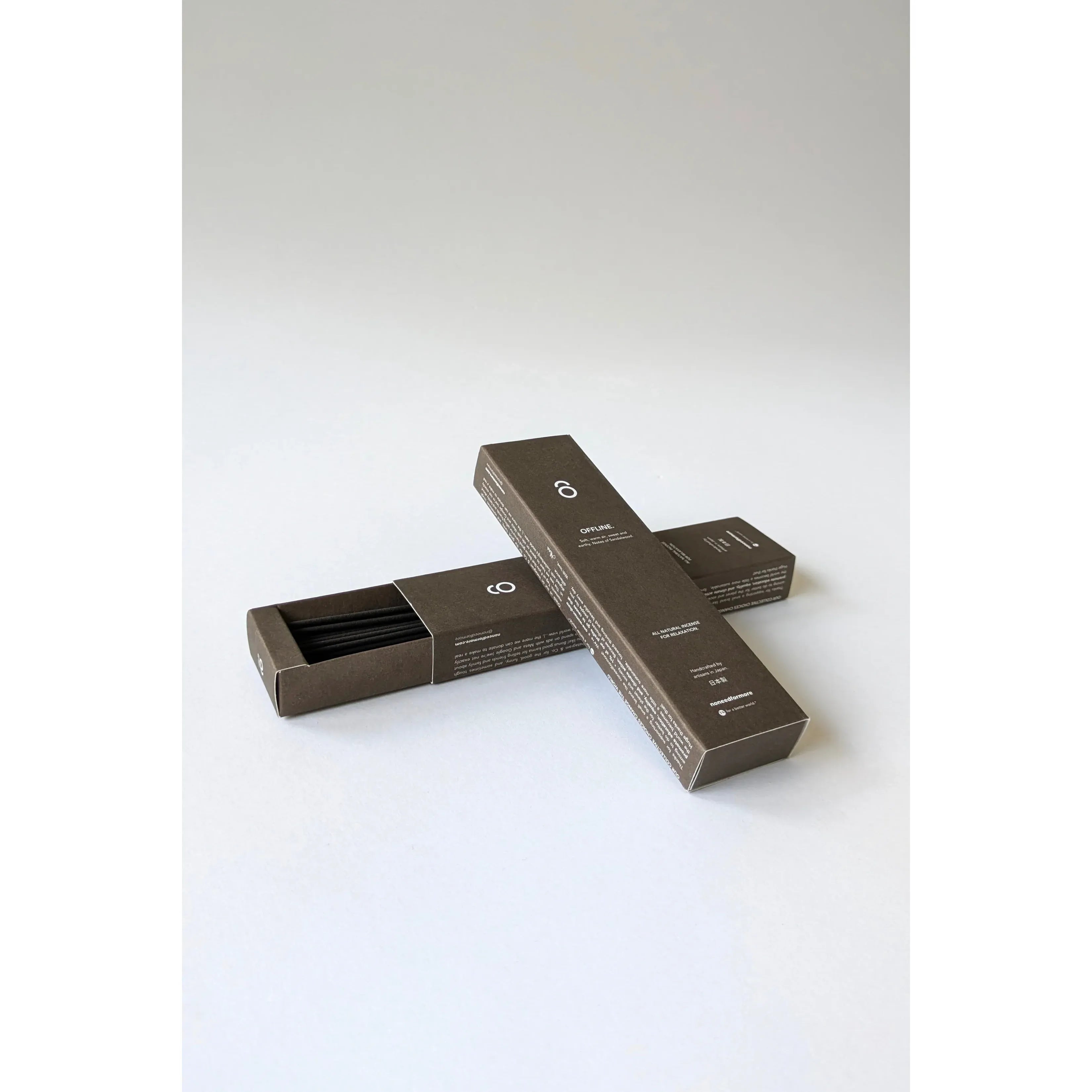 no need for more - Natürliche Räucherstäbchen - "Offline" - sanftes Sandelholz