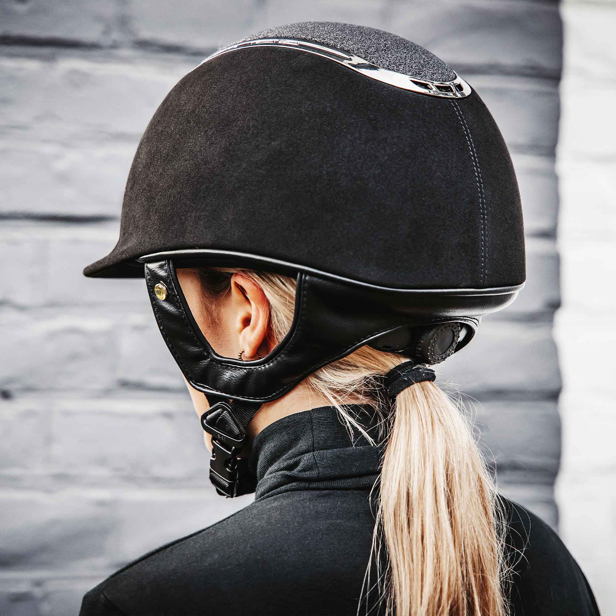 EQ3 "Pardus" - Mikrofaser Schwarz