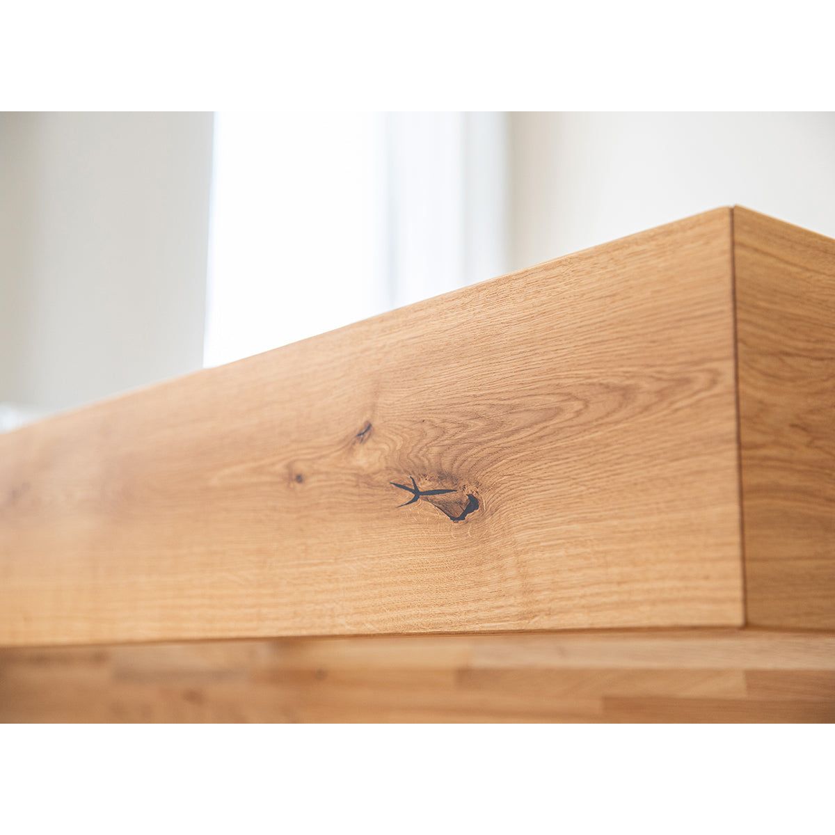 Turin Massivholz Eichenbett 140-180cm mit Holzbeinen und doppelter Rückenlehne