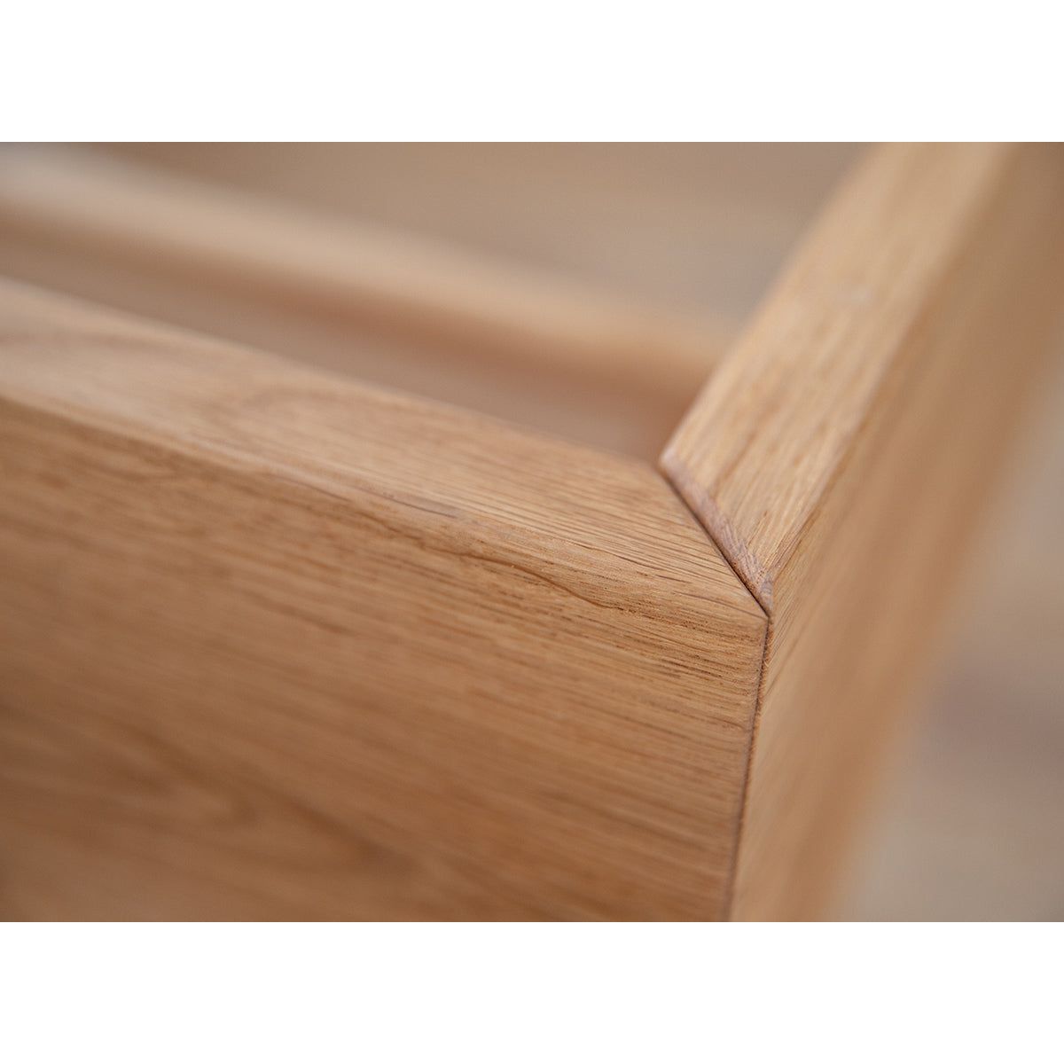 Turin Massivholz Eichenbett 140-180cm mit Holzbeinen und doppelter Rückenlehne