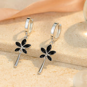 Ohrringe aus 925er Sterling-Silber, Creole hängend mit schwarzen Blättern