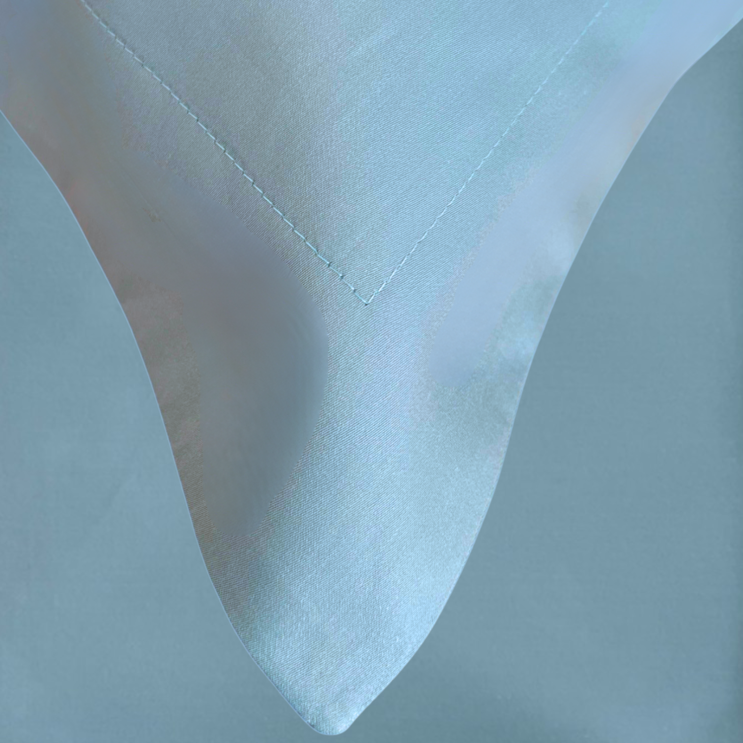 Charm Baumwolle Satin Kissenbezug Aus 100 Prozent Ägyptischer Baumwolle Mit 600 Fadendichte Und Seidigem Satinfinish