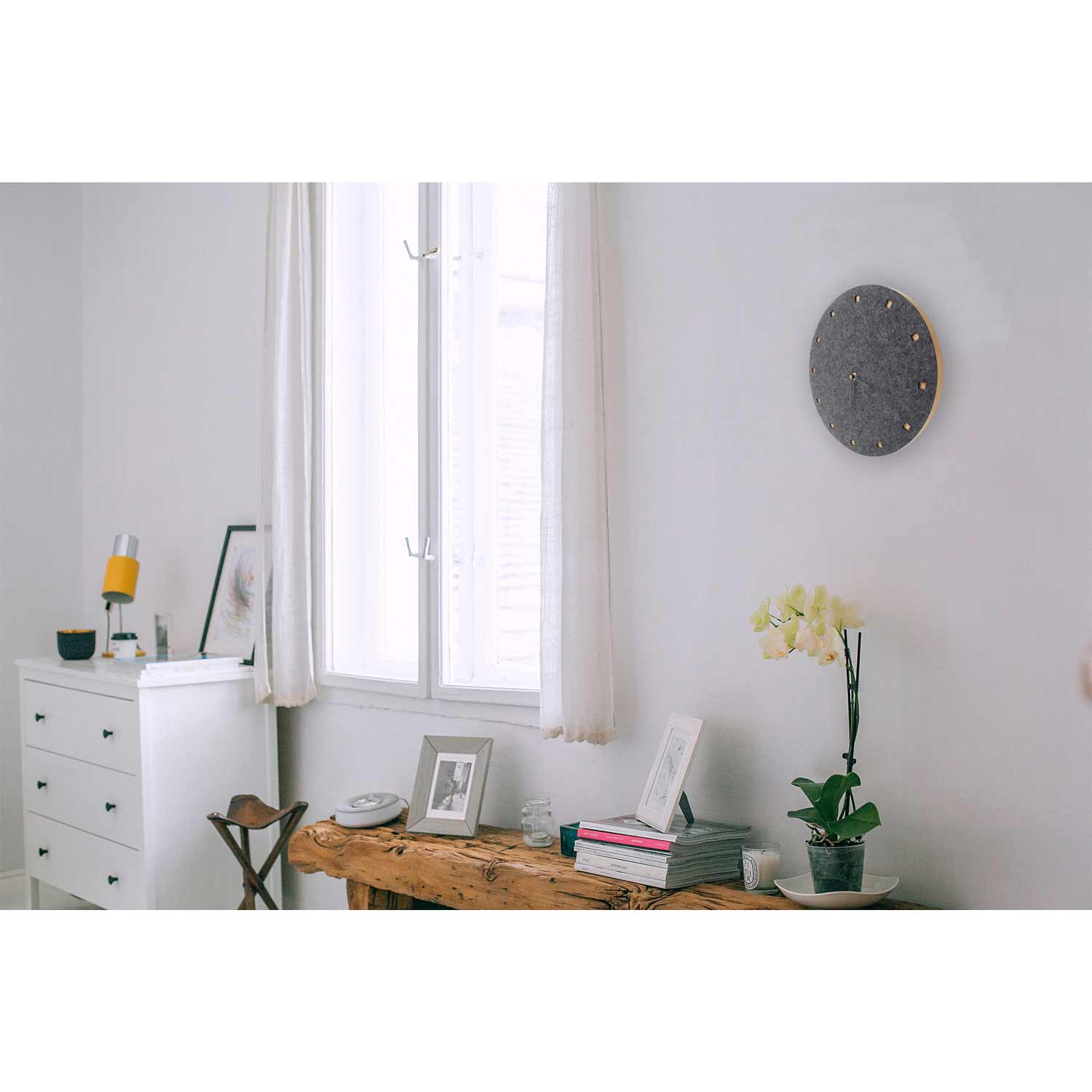 Wanduhr aus Filz und Kork 30 cm | anthrazit - schwarz | Design: Esbjerg