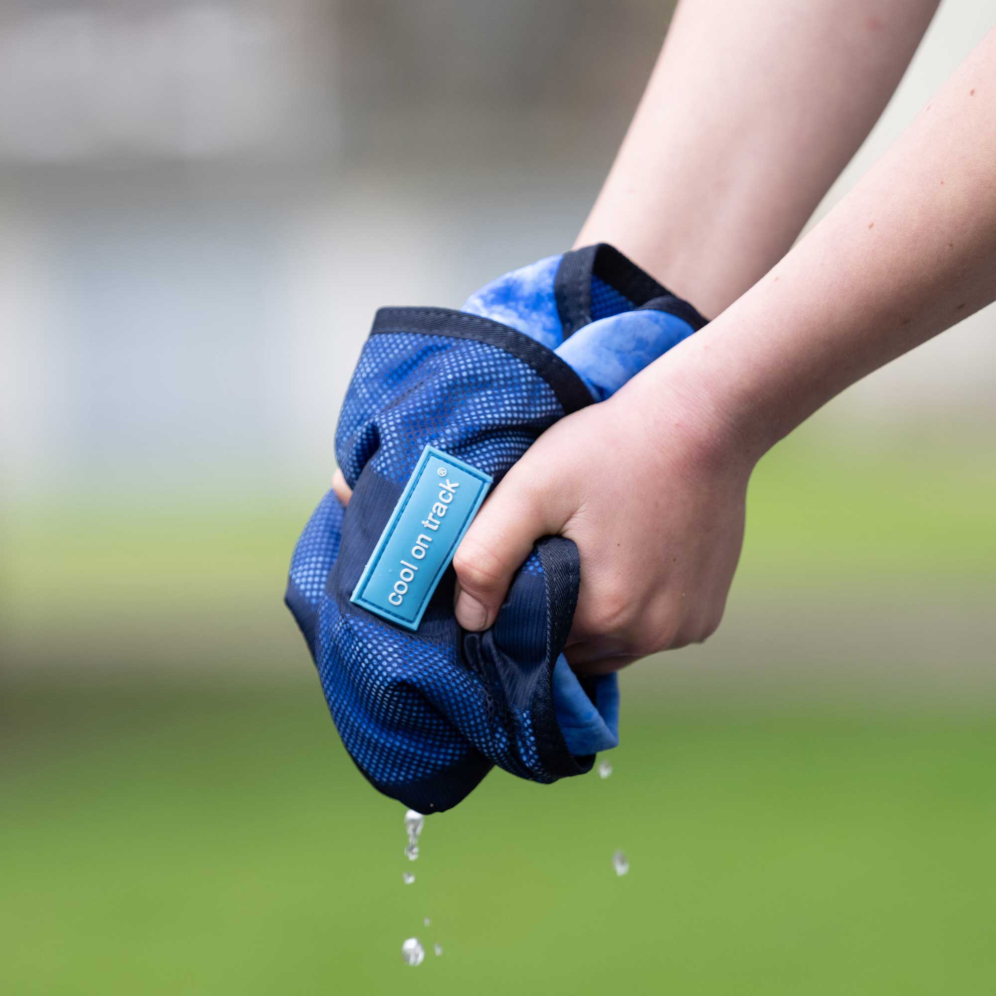 Cool on Track® Handtuch mit Kühl-Effekt