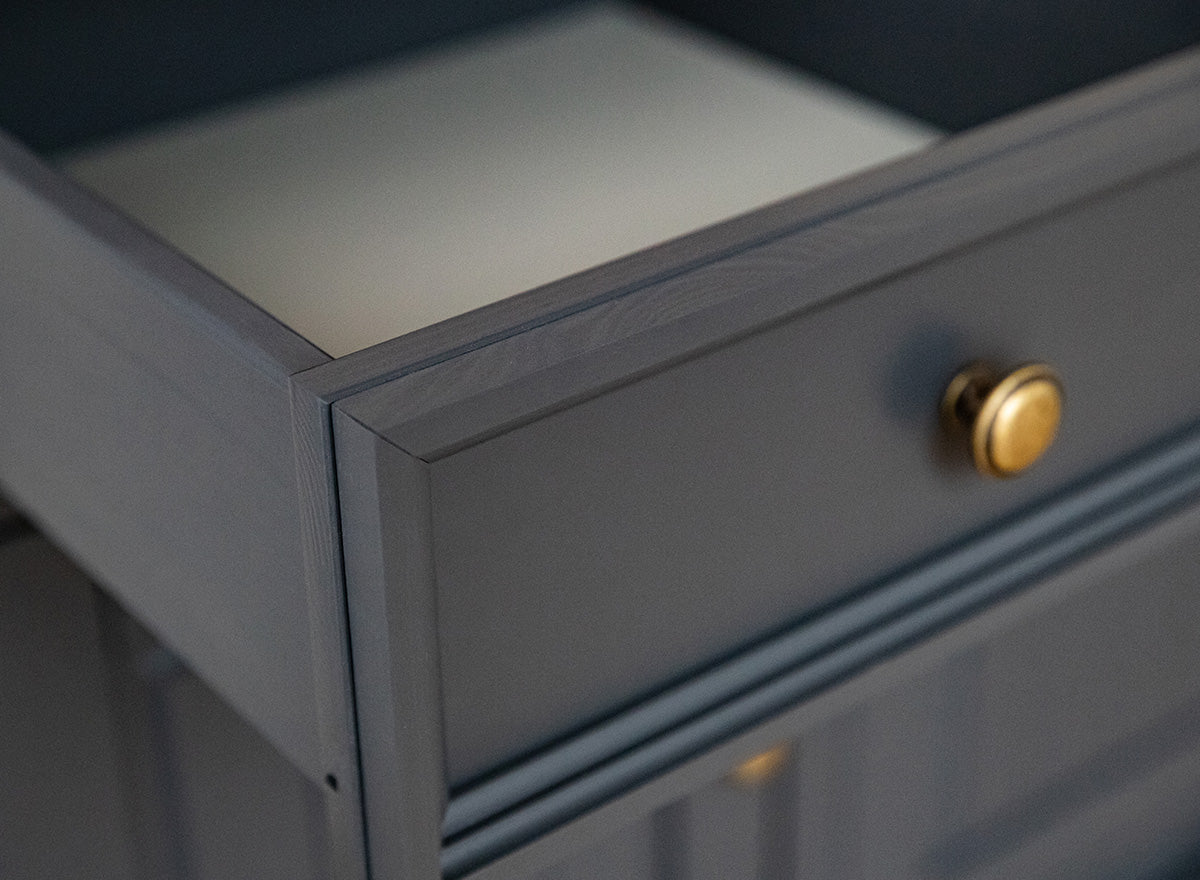 Bologna Elegante Massivholz Kiefer 5 Schubladen Kommode | Farbe Graphit - Eiche