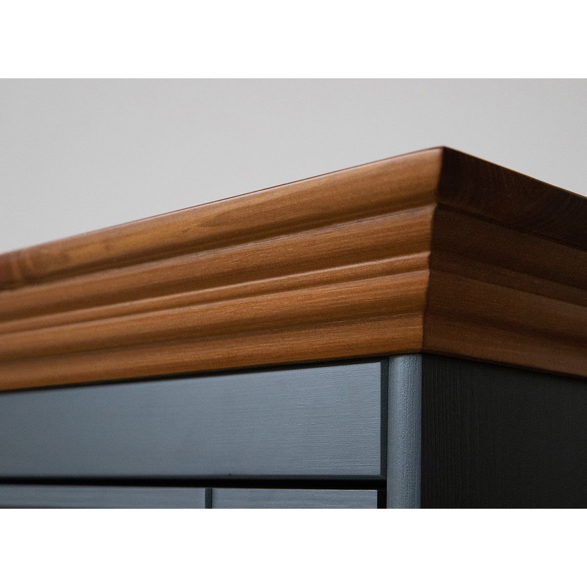 Bologna Elegante Massivholz Kiefer Vitrine 2D | Farbe Graphit - Eiche