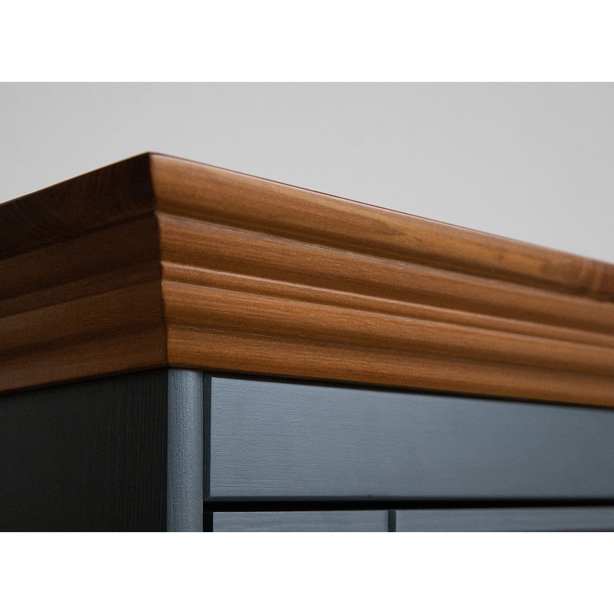 Bologna Elegante Massivholz Kiefer Vitrine 2D | Farbe Graphit - Eiche