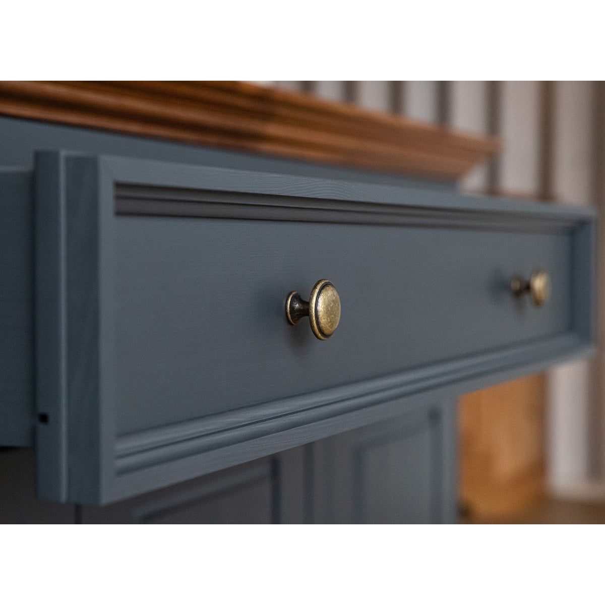 Bologna Elegante Massivholz Kiefer Kommode 4.3 | Farbe Graphit - Eiche