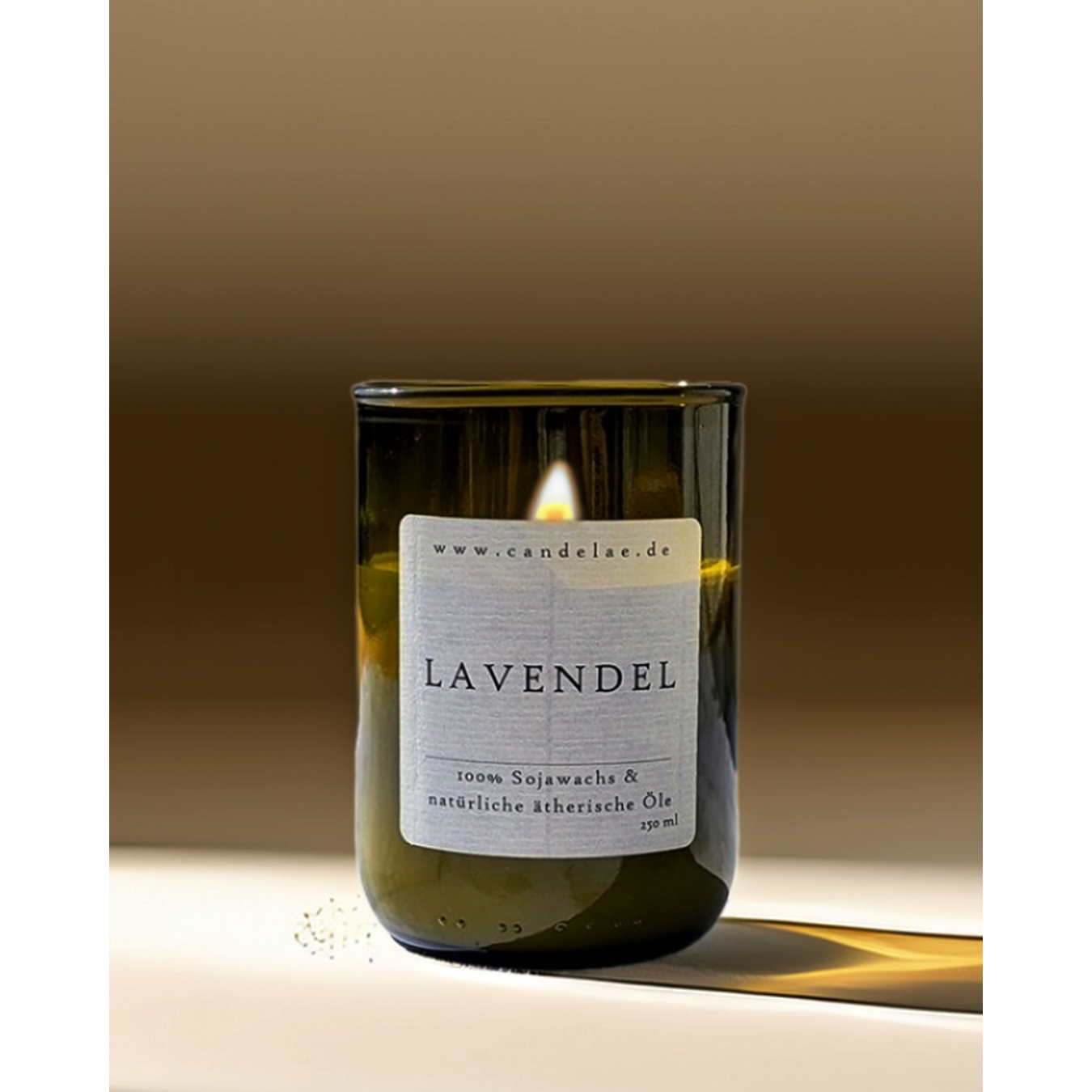 Natürliche Duftkerze Lavendel Candelae mit Sojawachs und Ätherischen Ölen für Nachhaltige Entspannung