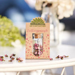 Lieblingsmensch mit handgepflückten Blüten