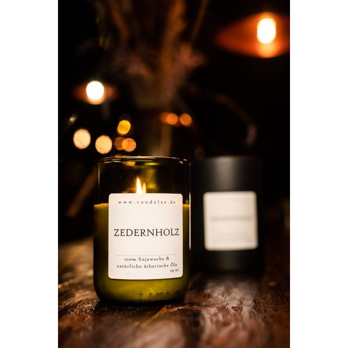 Zedernholz Duftkerze Aus Sojawachs Mit Beruhigendem Holzduft Für Entspannte Momente