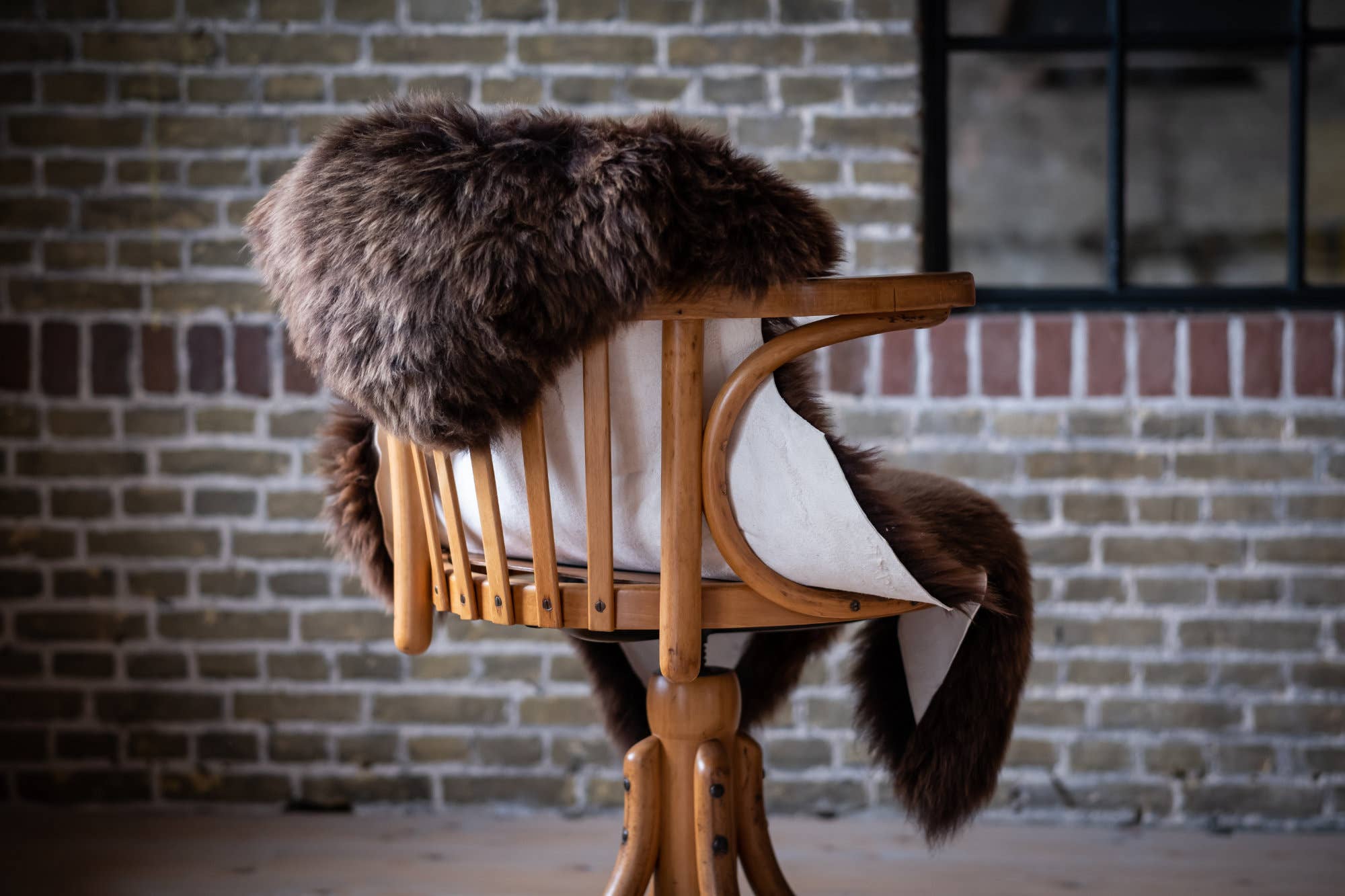 Texeler Schaffell - van Buren - Sofafell - braun