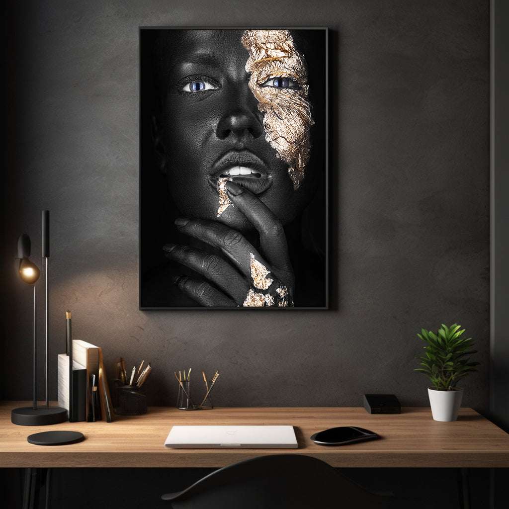 Golden Face IV - Leinwandbild Luxuriös by SimpleCanvas
