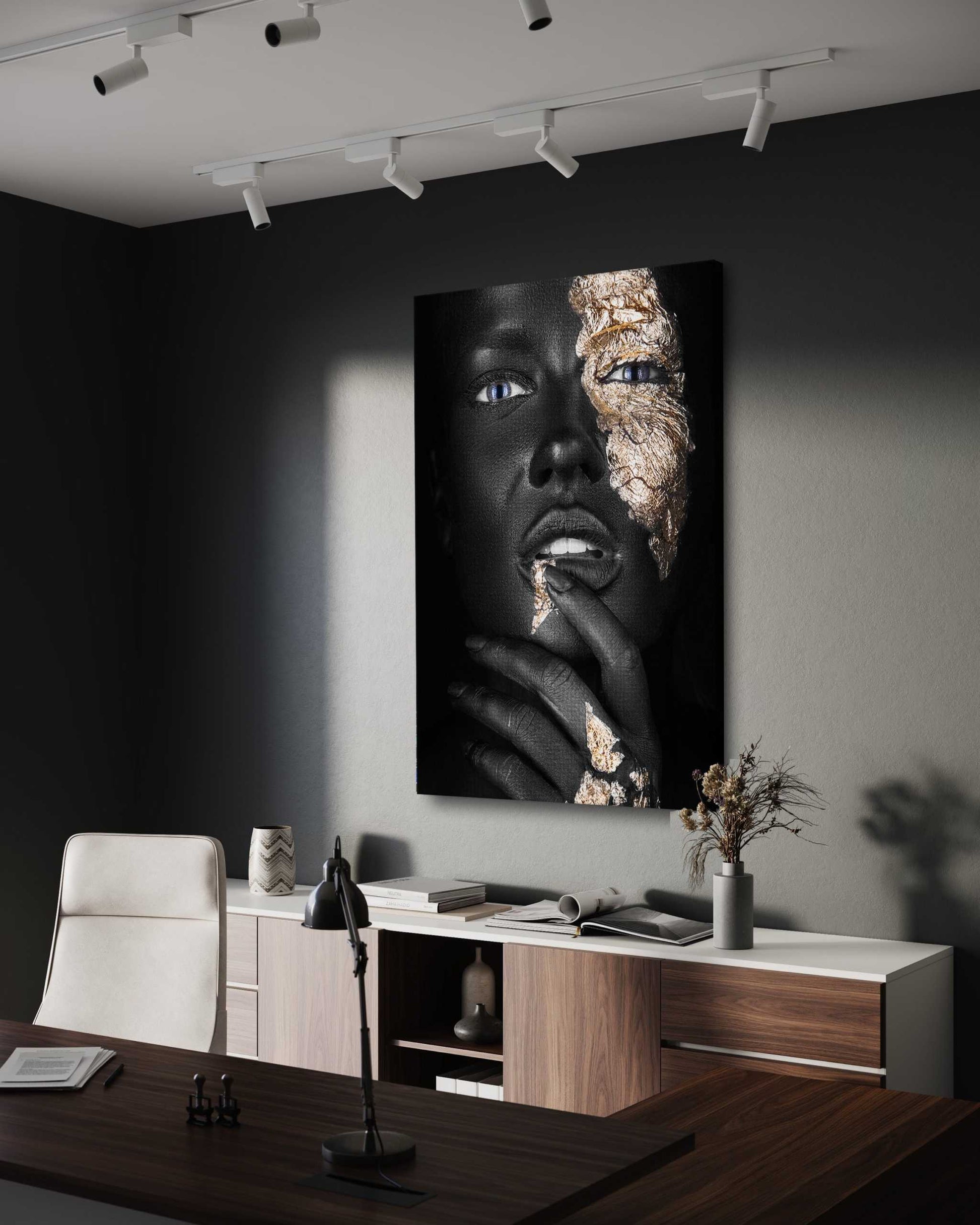 Golden Face IV - Leinwandbild Luxuriös by SimpleCanvas