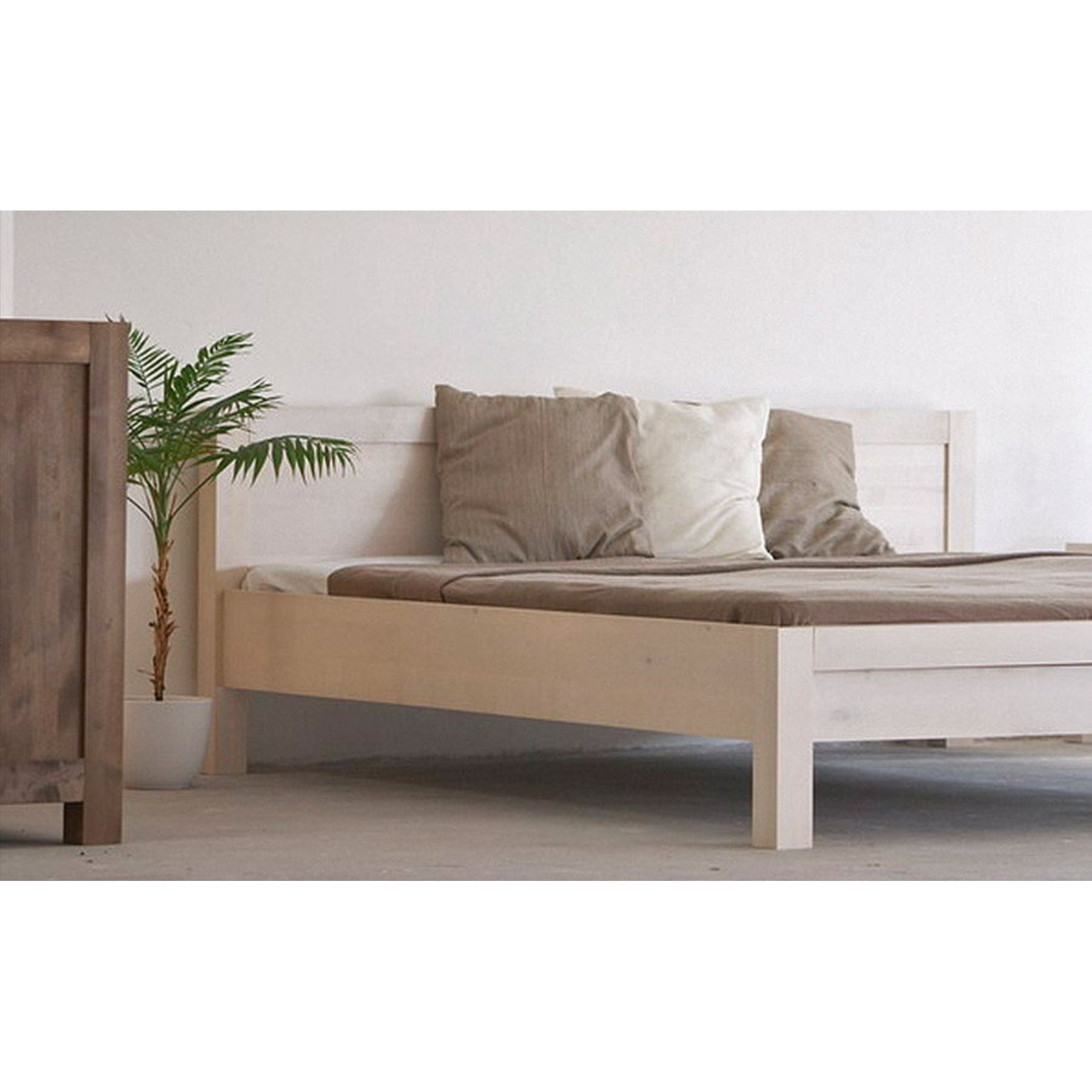 NATURA Massivholzbett