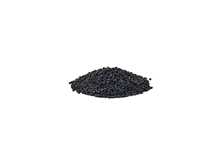 OASE Carbon Performance 1 l INT Aktivkohle in Pelletform, hochdicht und effektiv für die Filtration.