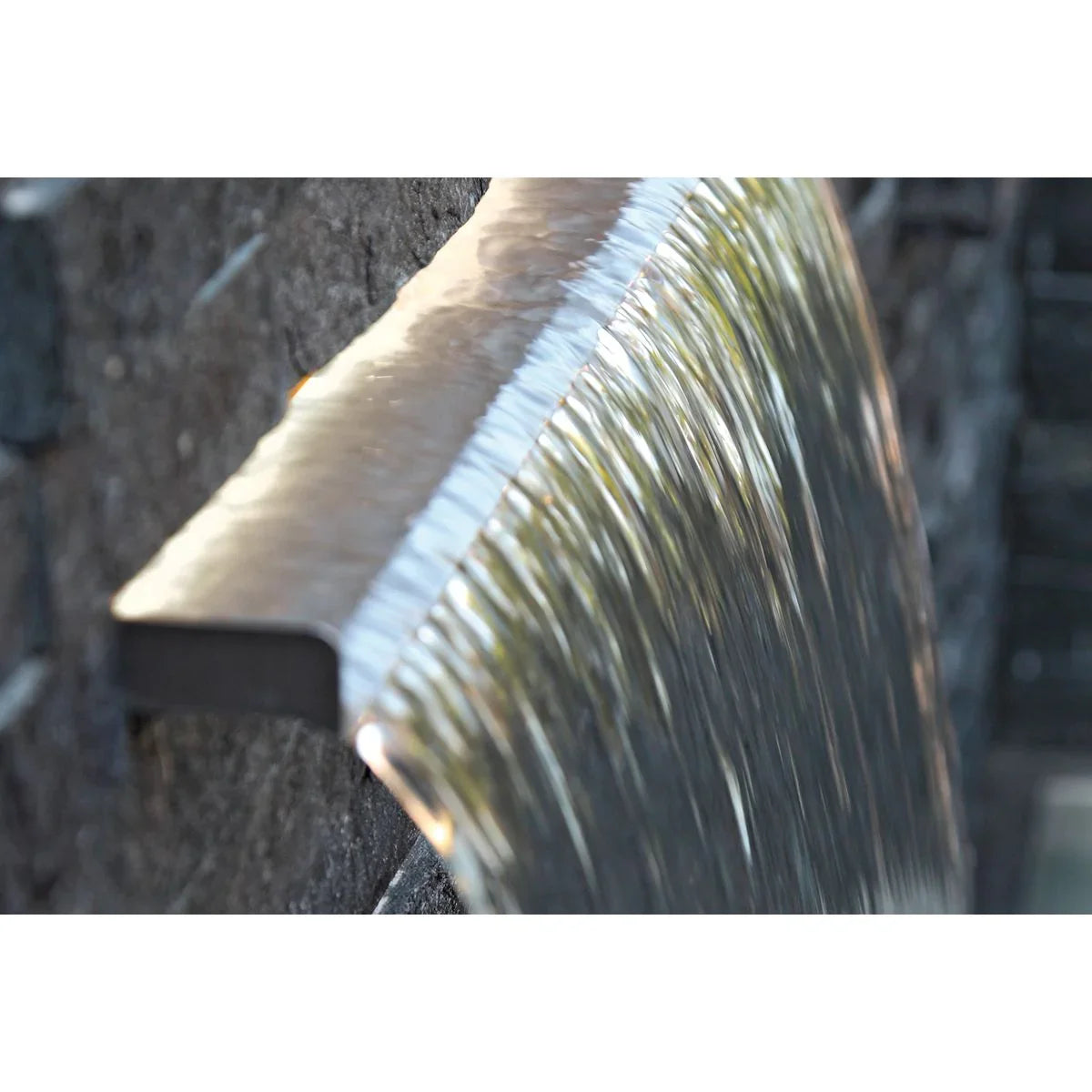 Oase Waterfall Illumination 30 - Japankoi.net