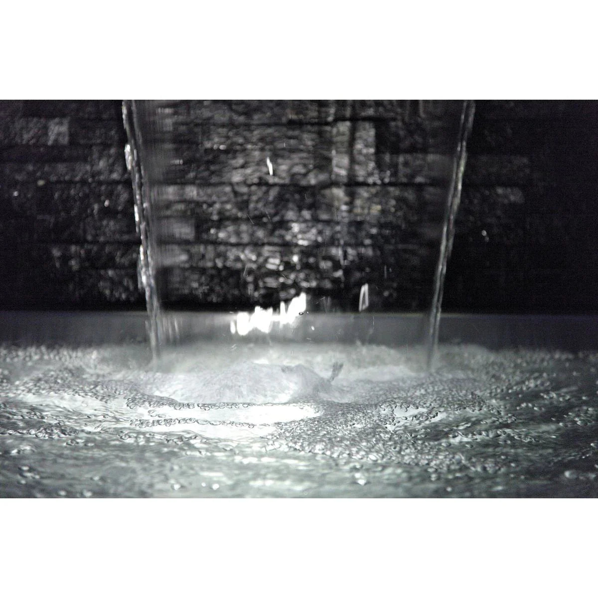 Oase Waterfall Illumination 60 - Japankoi.net