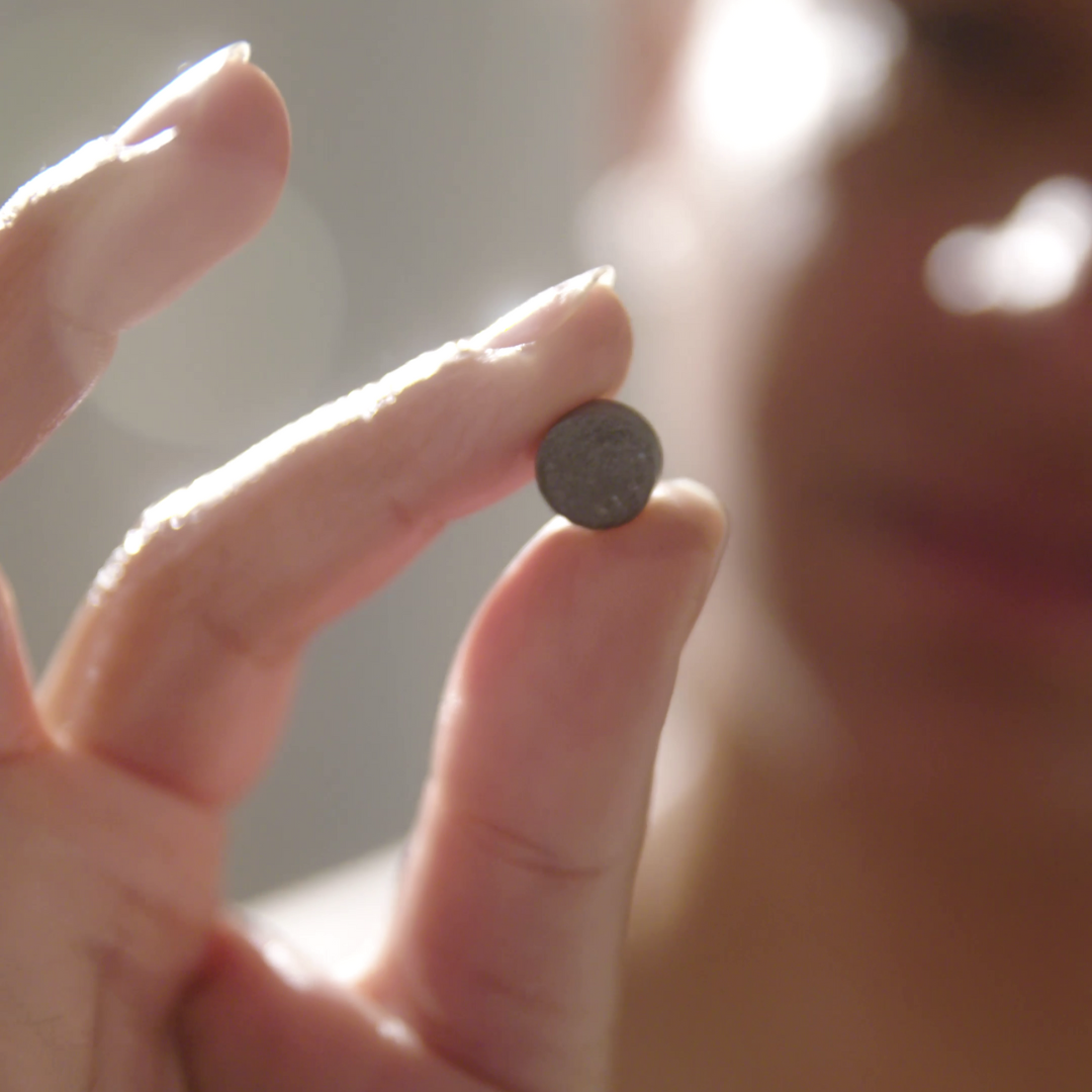 Tooth Tabs 001 Zahnputztabletten Mit Aktivkohle Für Sanfte Aufhellung Der Zähne Im Plastikfreien Nachfüllbeutel